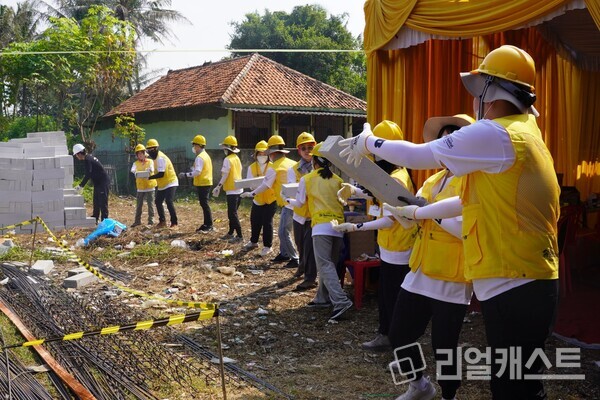 카카오뱅크, 인니 임직원 봉사활동 성료