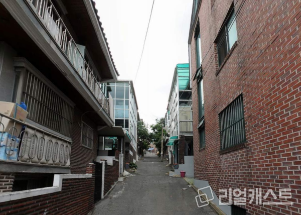 시흥1동 858일대 가로주택정비사업 예정지 현장 (출처 : 카카오맵)