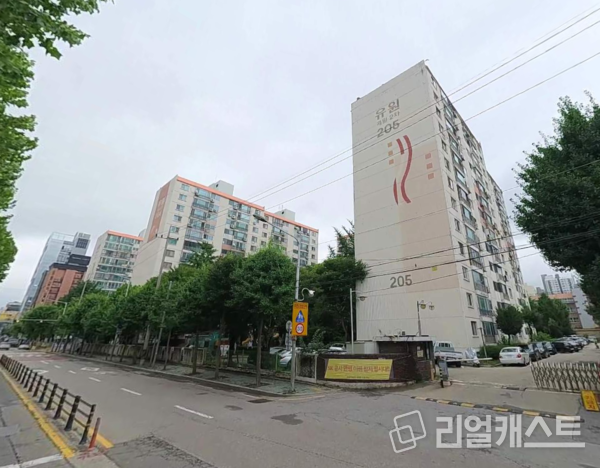 유원제일2차 아파트 현장 (출처 : 카카오맵)