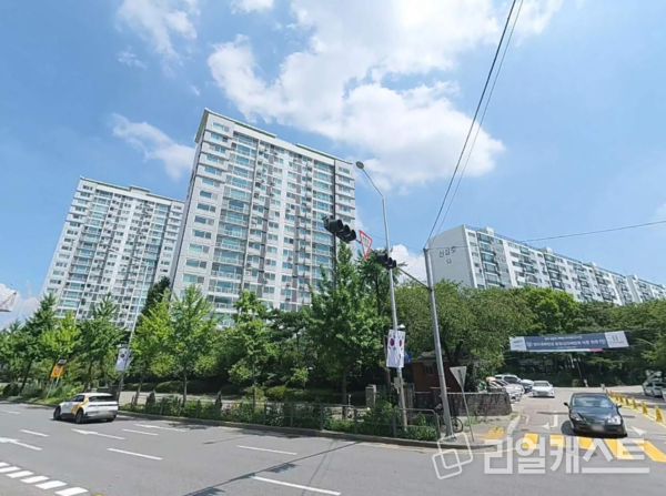 방배신삼호아파트 (출처 : 카카오맵)