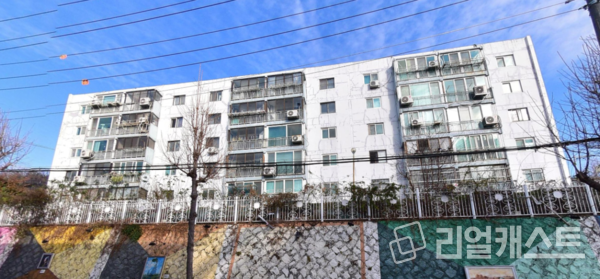 이천 청자아파트 전경(출처: 네이버 로드뷰)