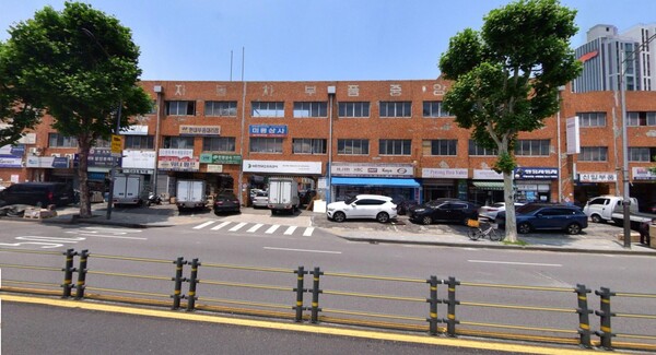 답십리자동차부품상가 전경(출처: 네이버 거리뷰)