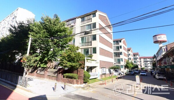 안산 성포동 현대1차 재건축 전경(출처: 네이버 거리뷰)