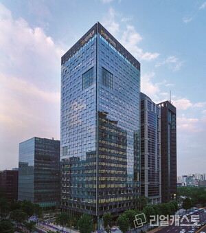 KB금융, 8개 계열사 '생성형 AI' 혁신금융서비스 지정 外 - 뉴스 썸네일 이미지